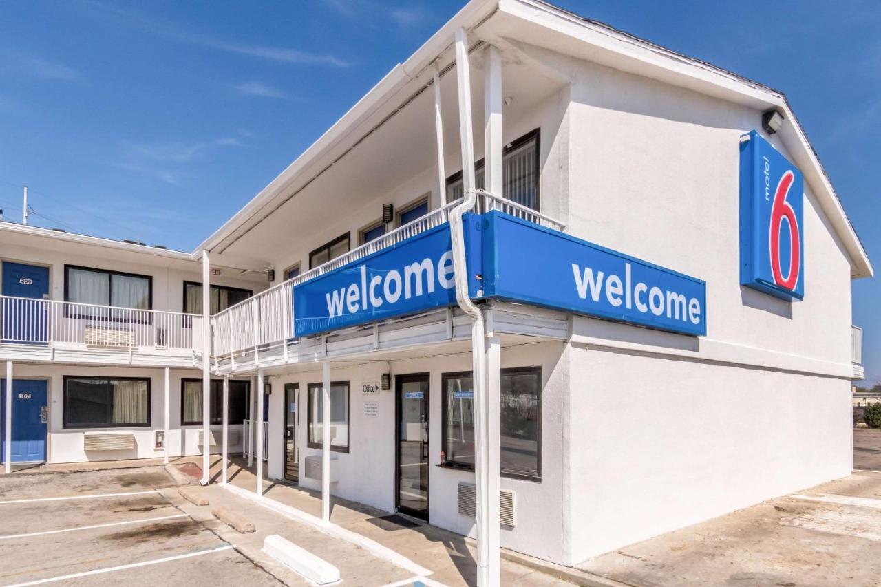 Motel 6 Fort Worth North Haltom City Exterior foto